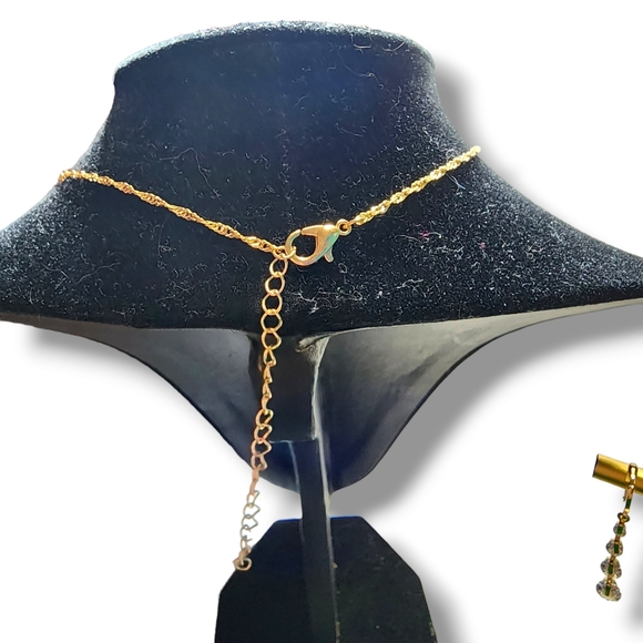 Clear Crystal Waterfall Earrings with Necklace in Gold Singapore Chain Dainty - Picture 15 of 16